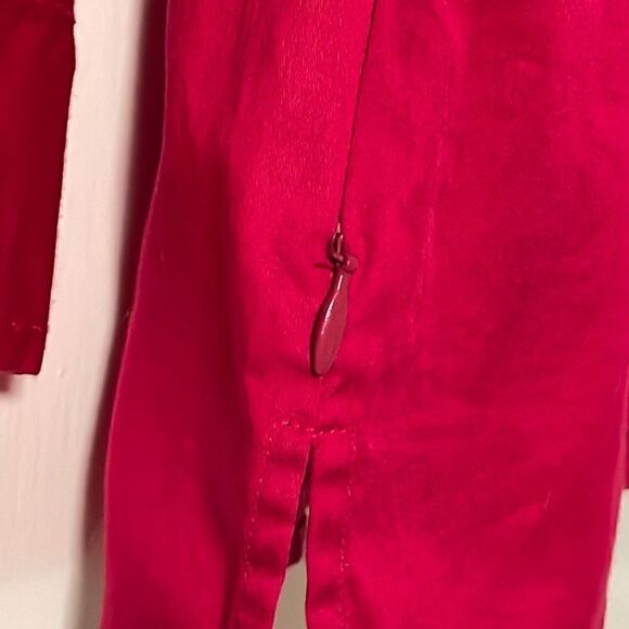 Ann Taylor fitted cotton spandex rich cool red blouse w collar & buttons M - Picture 9 of 15